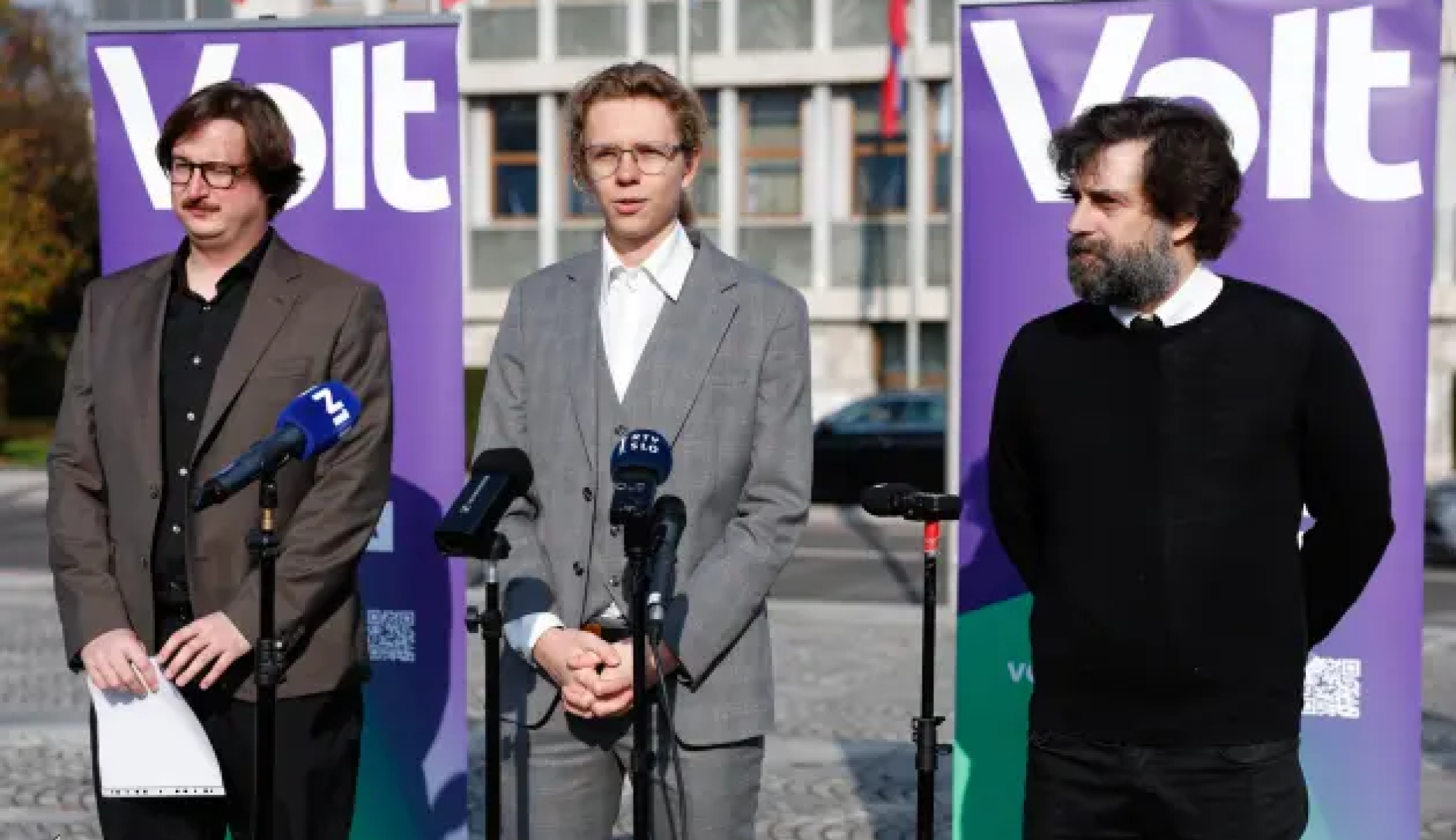 Prvo tiskovno konferenco