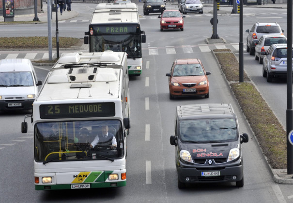 Javni potniški promet LPP
